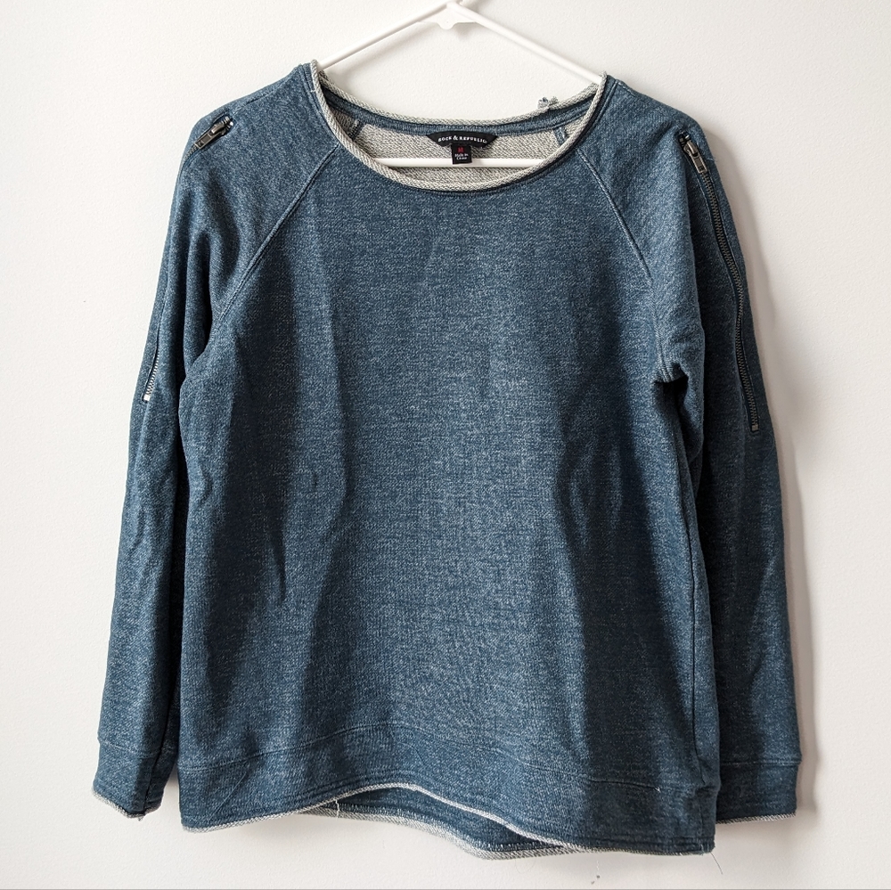 Rock & Republic sweatshirt medium